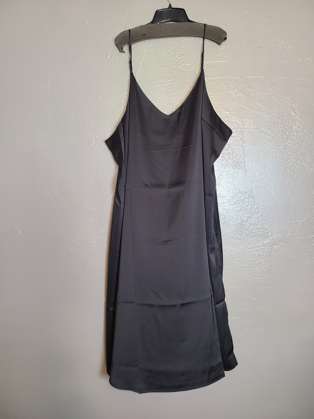 The Drop Elegant Black Satin Slip Dress w Adjustable  Spaghetti Straps Women 4X - Picture 2 of 11